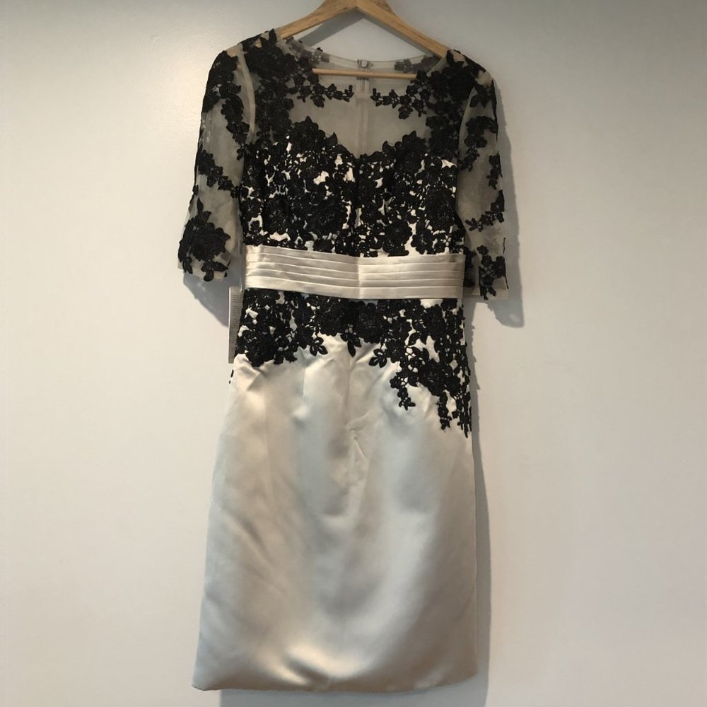 Sheath, Knee-Length Dress